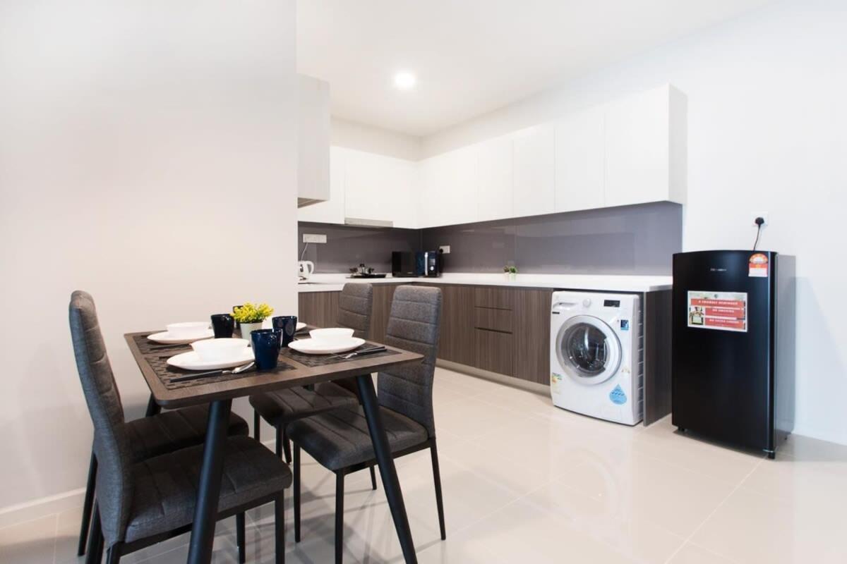 Modern, High Floor Suasana Suites 05 In Jb Τζόχορ Μπάχρου Εξωτερικό φωτογραφία