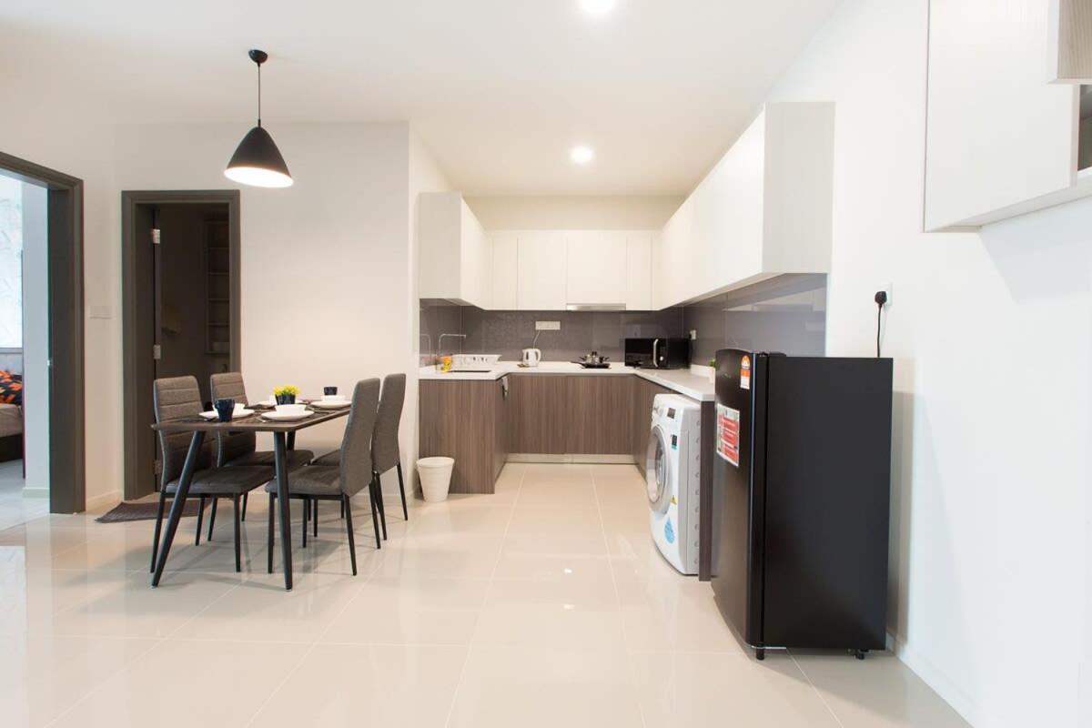 Modern, High Floor Suasana Suites 05 In Jb Τζόχορ Μπάχρου Εξωτερικό φωτογραφία